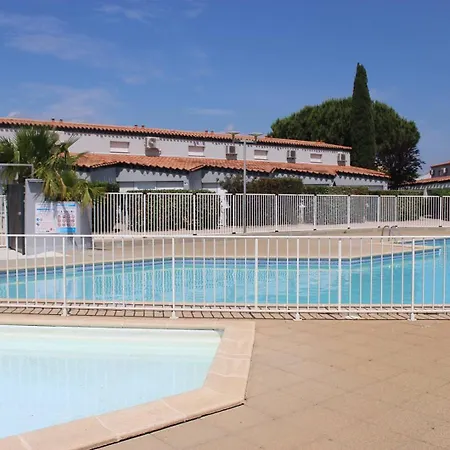 Beau T3 Avec Piscine Collective Proche Port,plage Et Commerces-4jdn822 *